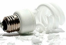 شکستن لامپ های مهتابی و کم مصرف چه ضرری برای سلامت انسان و محیط زیست دارد؟